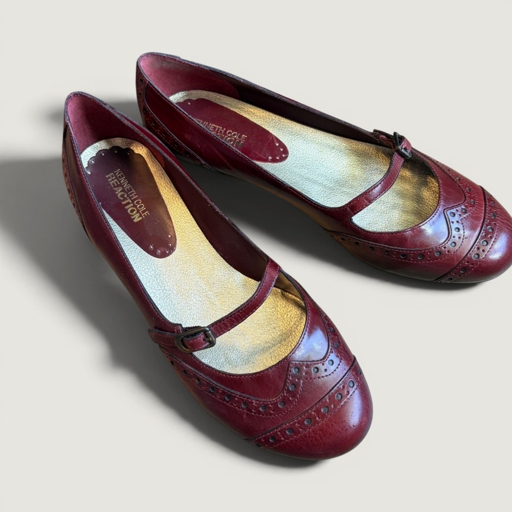 Kenneth Cole Reaction Sz 7 Luscious Leo Burgundy Leather Mary Jane Cottagecore